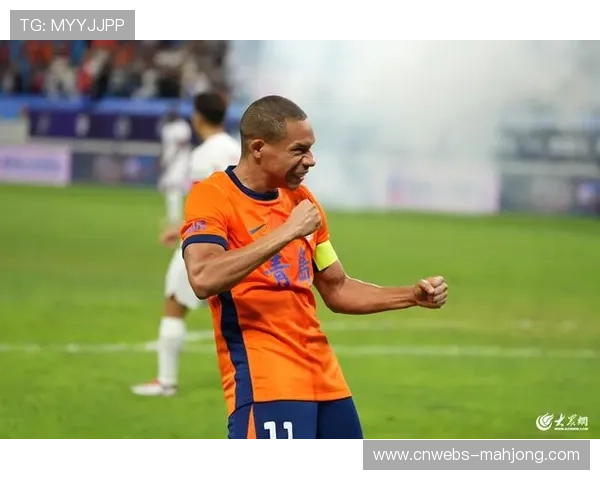 青岛海牛兰克尔泽制胜球,主场连胜保级在望 青岛海牛兰克尔泽制胜球,主场连胜保级在望