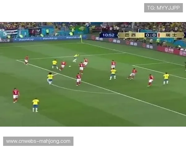 雨战致皮球运行轨迹异常,门将扑救失误频发 雨战致皮球运行轨迹异常,门将扑救失误频发