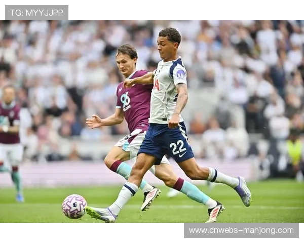 热刺绝平伯恩利，转播平台多端数据揭示球迷观看习惯